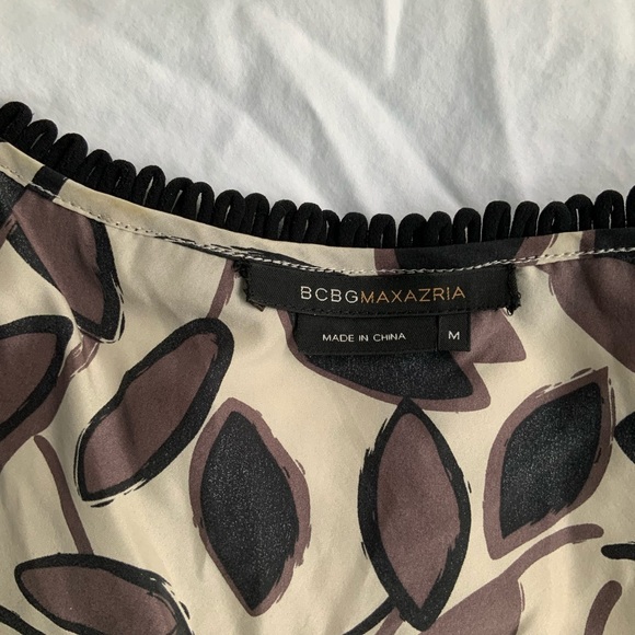 BCBG flowy silk purple top - Picture 8 of 9